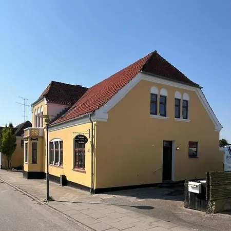 Folsted - Vaerelse 105 Fri Parkering *