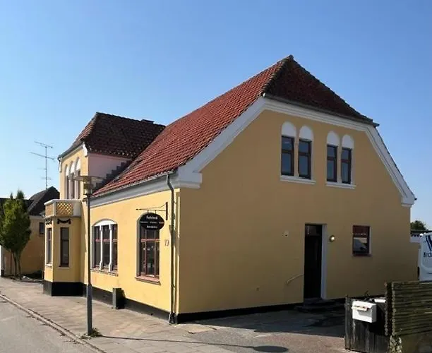 Folsted - Vaerelse 105 Fri Parkering *